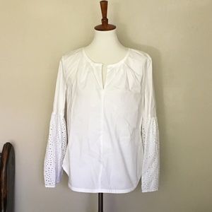 🎉 Banana Republic Blouse with Eyelet Bell Sleeves